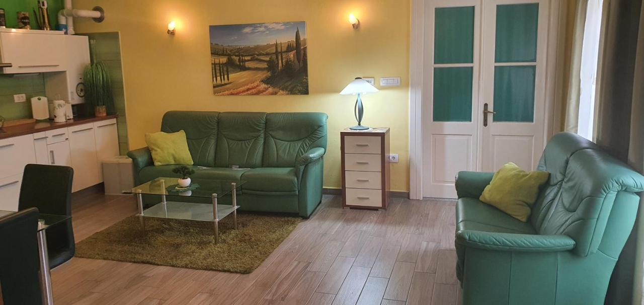 Apartment Thomas Випава Екстериор снимка